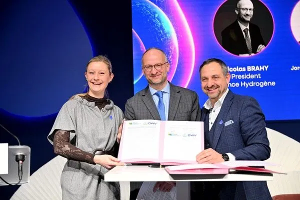 signature hyvolution signature hyvolution